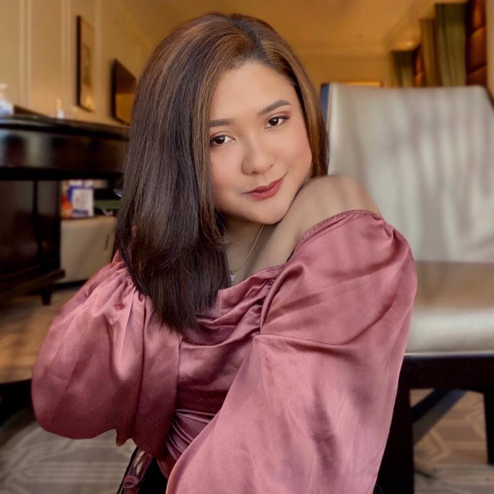 Meet your Posher, Abigail